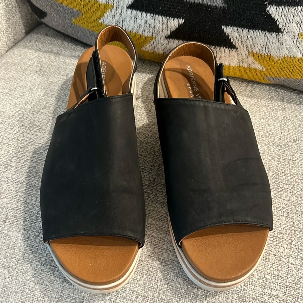 Adrienne Vittadini sandal 8